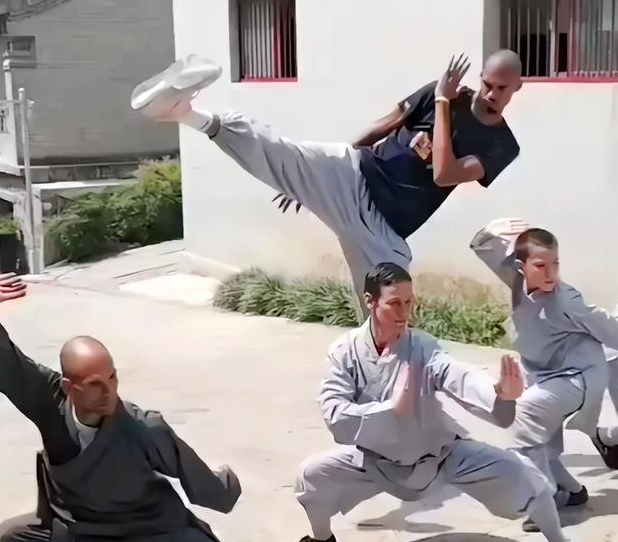 探秘文班亚马的少林之行，这一脚超帅！