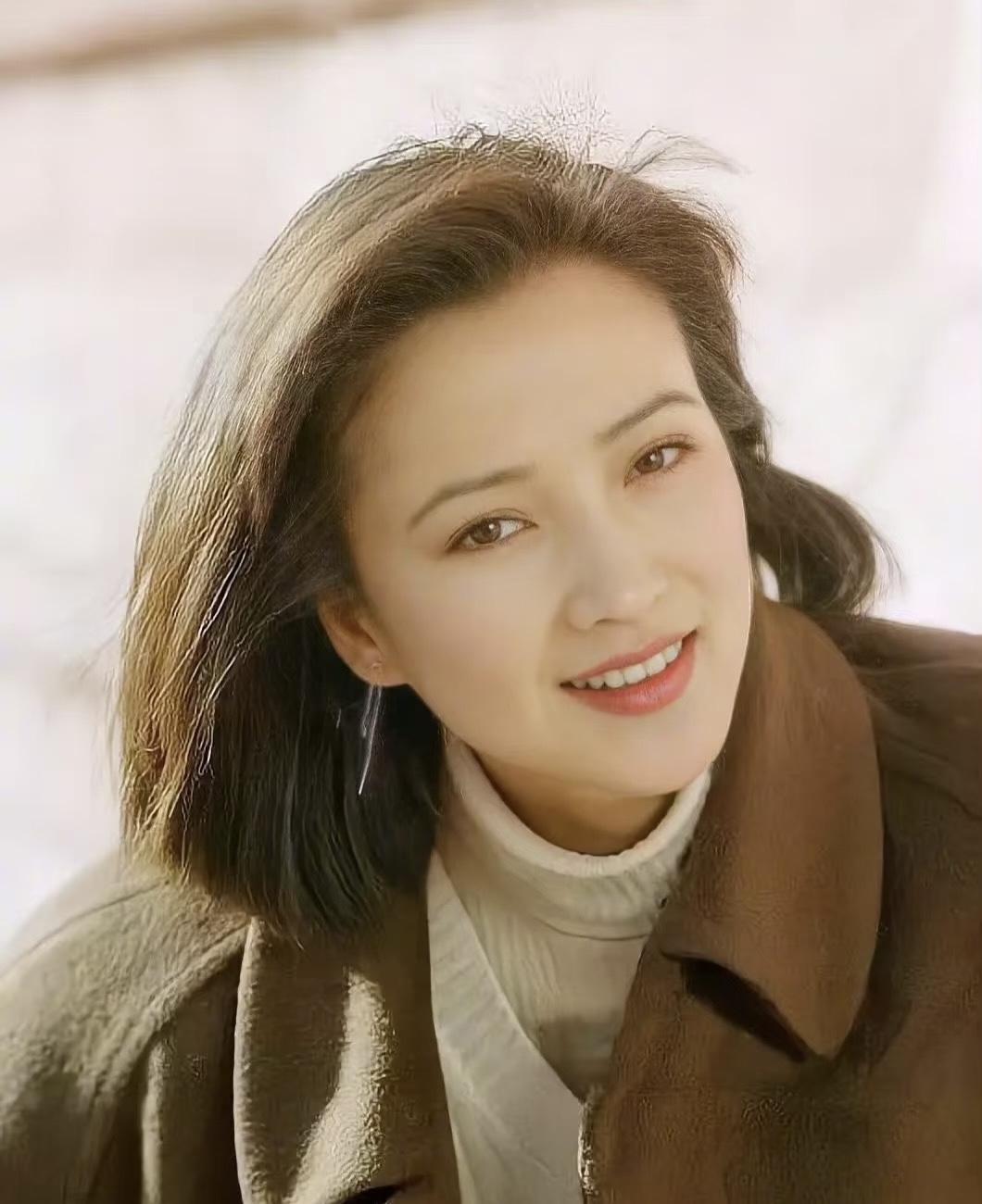 谁能想到，演遍四大名著的古典美人何晴，巅峰期片酬每集才几十到两百多块，拍