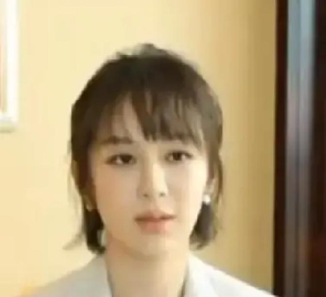 她15岁在青楼，35岁却让杜月笙排队吃饭。这不是小说。是杨紫新剧《玉兰花开