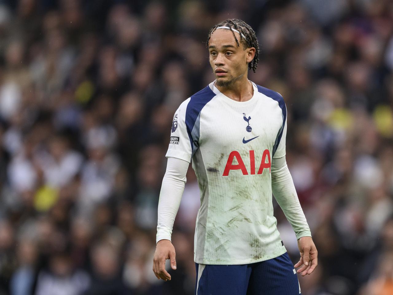 热刺也被德甲给坑了，6500万欧元标王西蒙斯也成为了水货了！今年夏天，热刺花