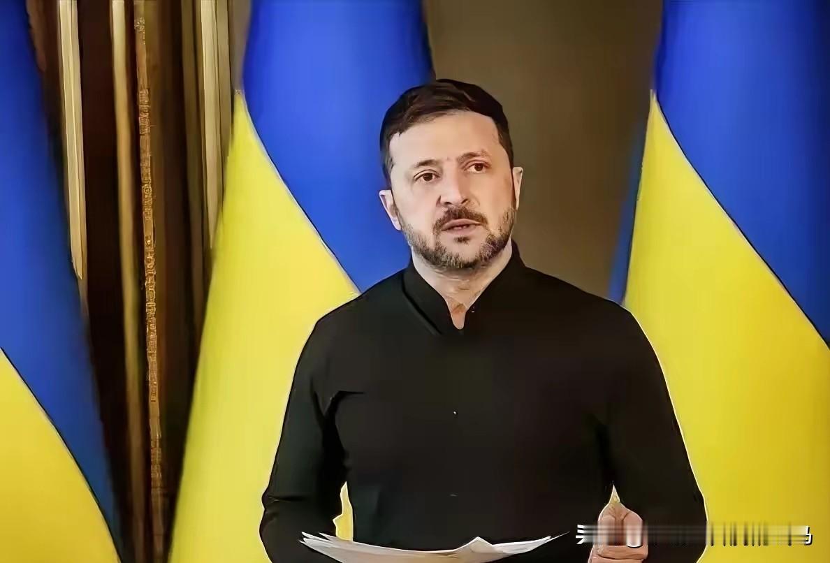 泽连斯基深夜发声明​12月16日，乌克兰总统泽连斯基在深夜发表声明，宣布乌