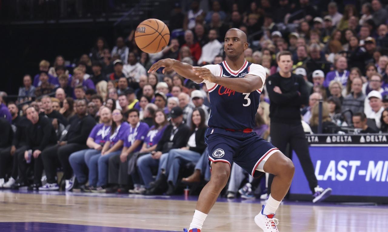 保罗有意，乌杜卡无意！美媒报道：保罗愿意底薪加盟火箭，而这对于火箭绝对是救急，火