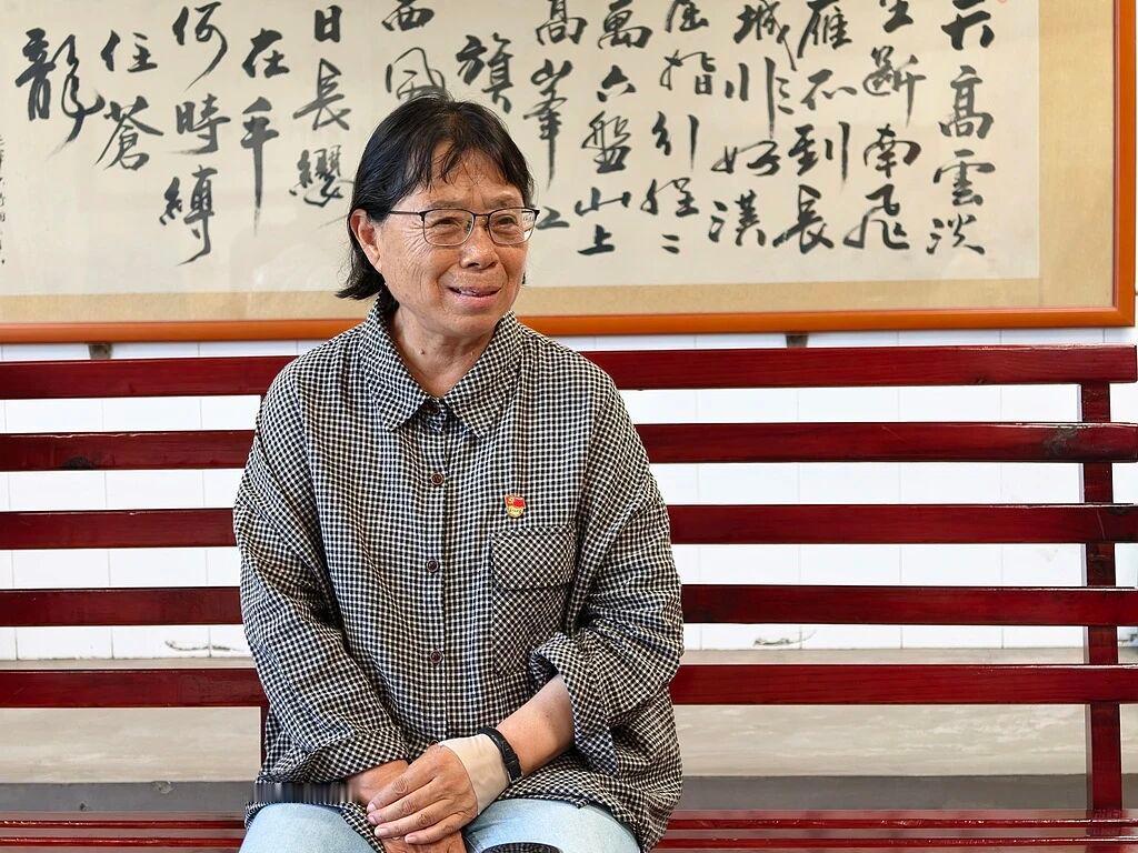 不少去过华坪支教的人说，网络上塑造的张桂梅，远远比不上现实里的她真实硬核，网上大