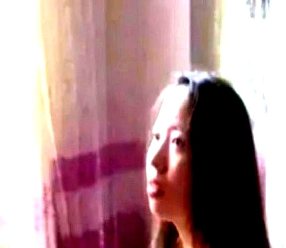 在这个快速发展的时代，年轻人的婚姻观念正在不断演变，从传统的情感结合逐渐转向一种