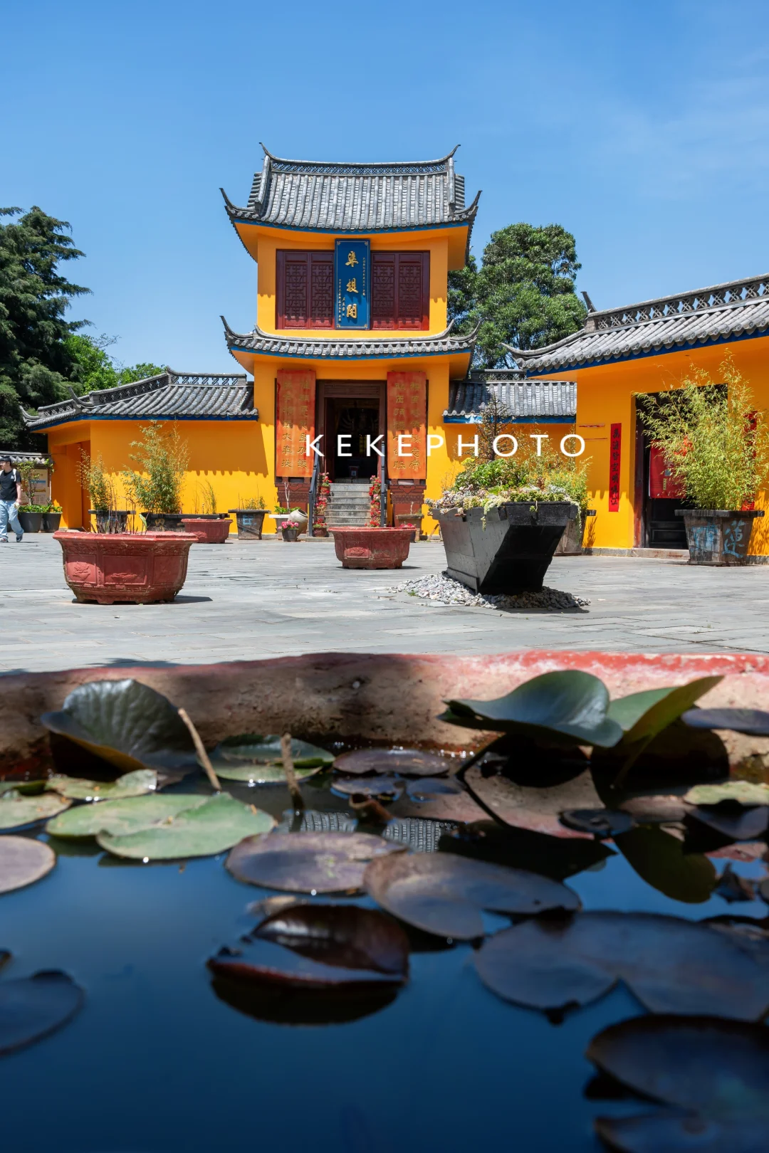 大理老城区一座六百多年的古刹，弥陀寺