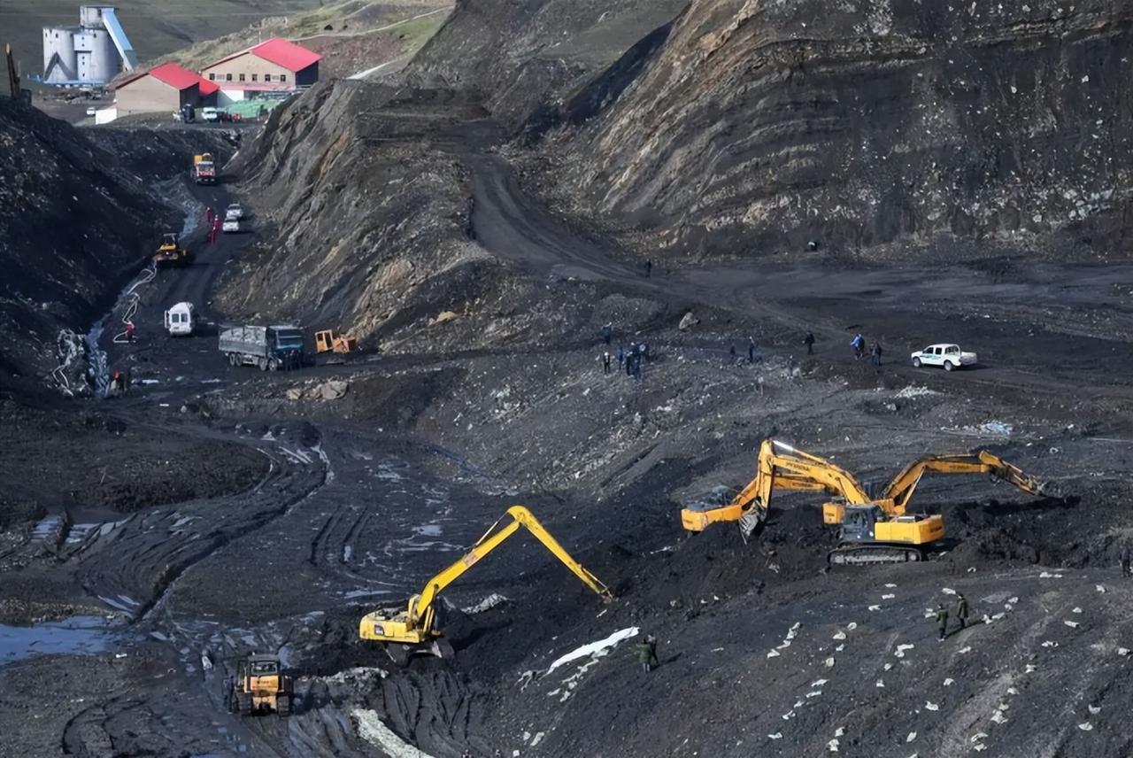 咱中国终于可以长出一口气了，巴基斯坦欠咱们的300亿美元外债，也终于可以还清了。