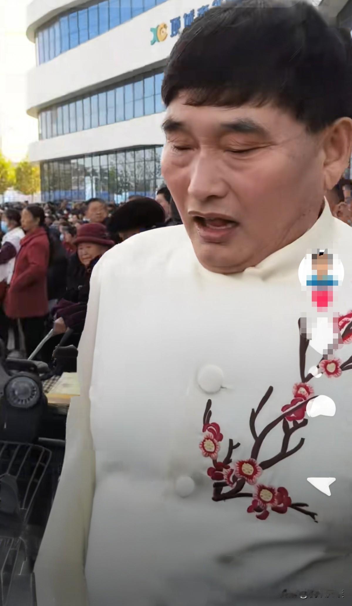 朱之文老师不愧是蒋大为老师的弟子，不但歌唱的好，人也低调接地气，是唯一没有