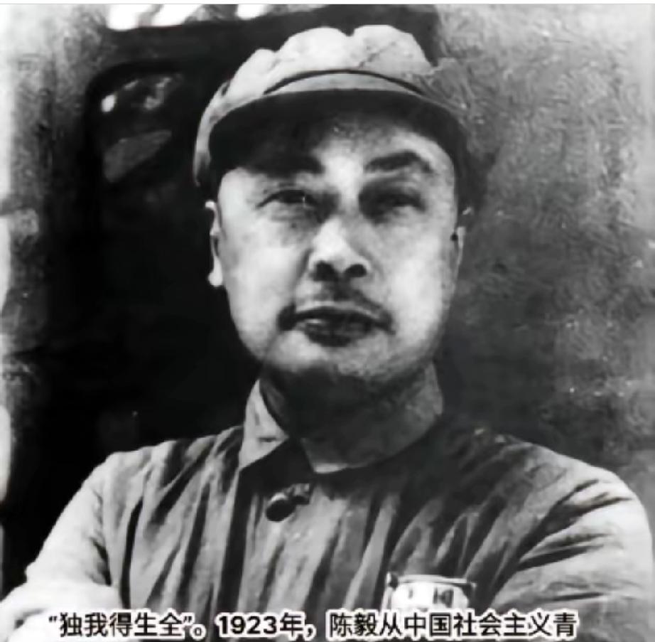 被俘国军干将，怒斥陈毅，我早要起义你不让1922年的成都街头，人来人往的