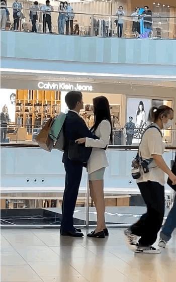 檀健次、王楚然《爱情有烟火》不播是不是对男女主都挺好的，不然成为下一个白粥​​