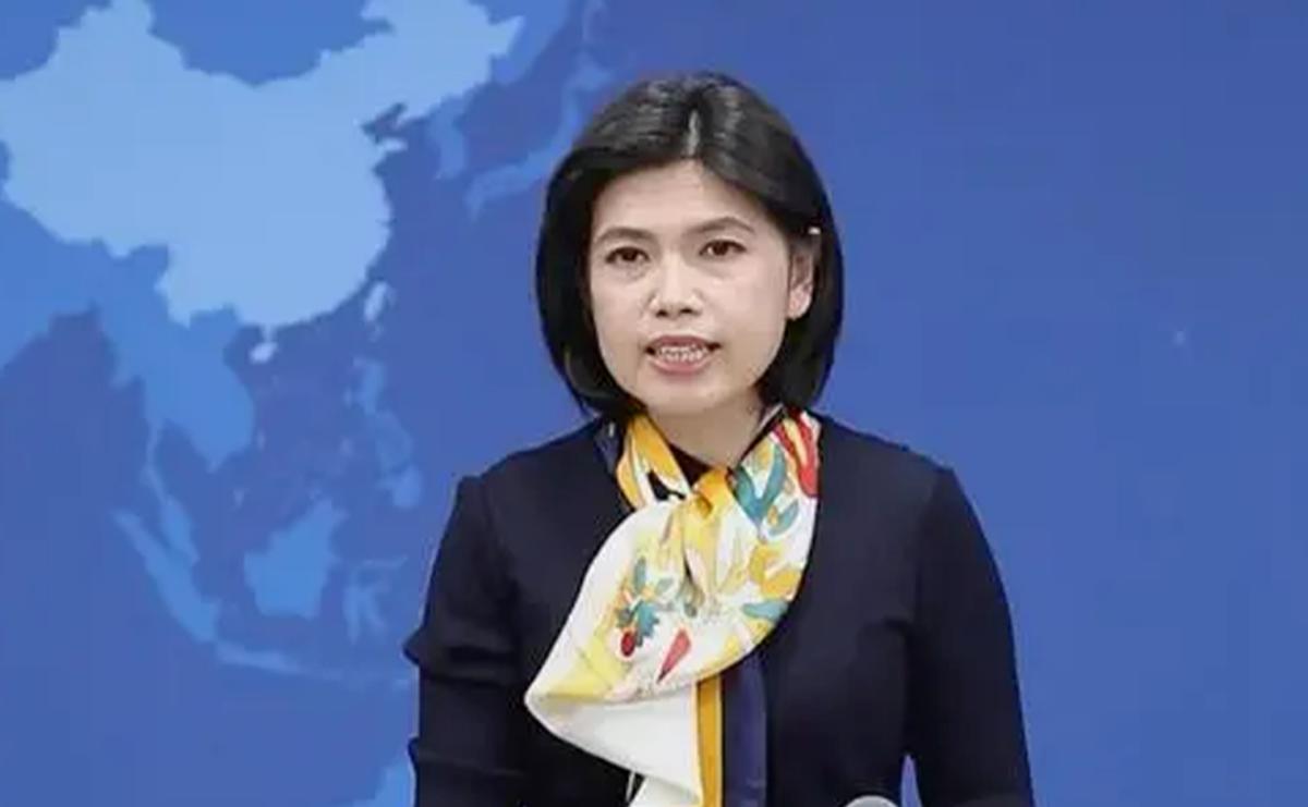 被大陆通缉的“台独”分子称要回来“自首”。国台办立马送上一句话戳破其小丑本质，东