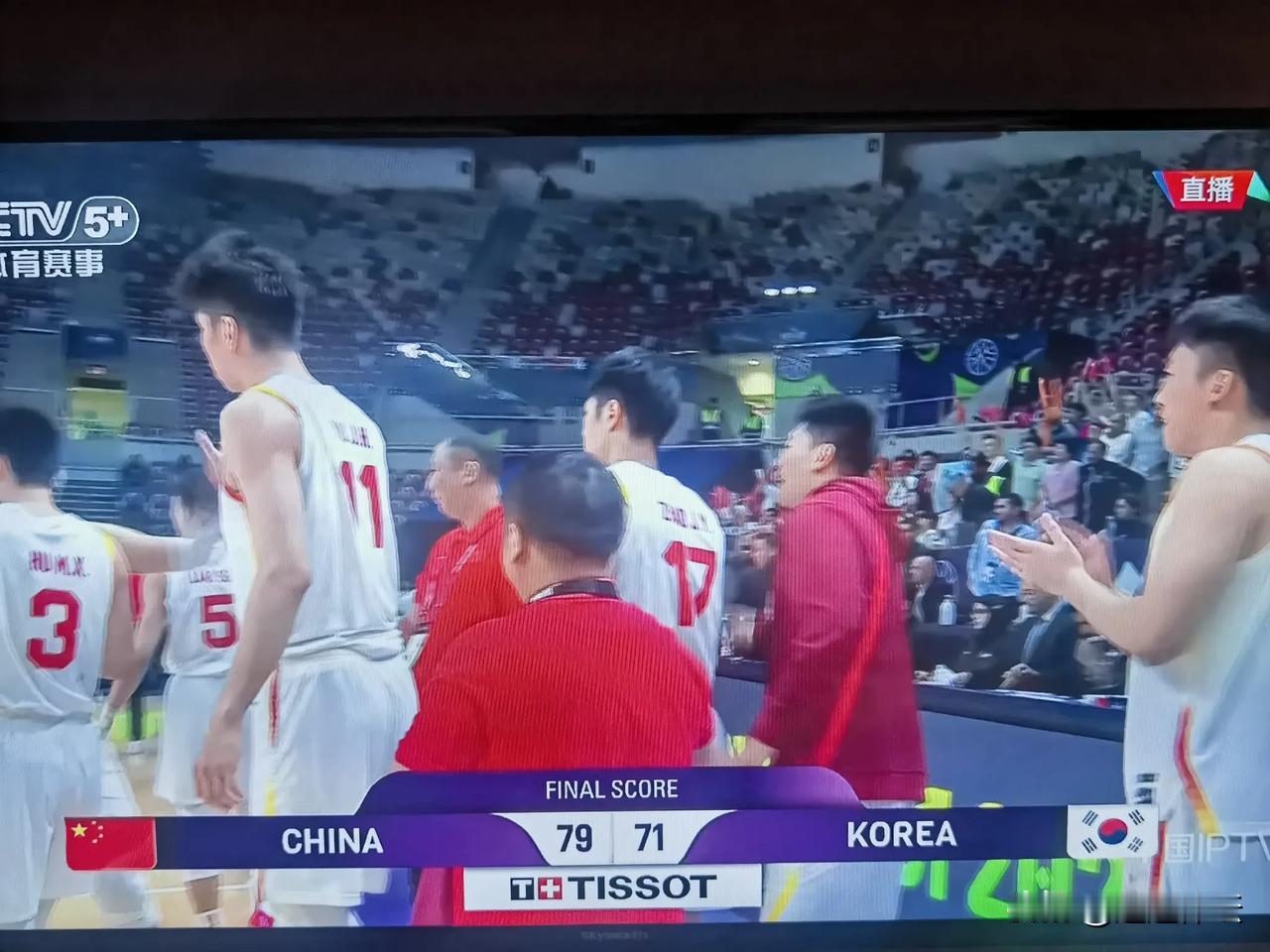 祝贺中国男篮淘汰韩国男篮挺进亚洲杯四强！这场比赛可以说是三军用