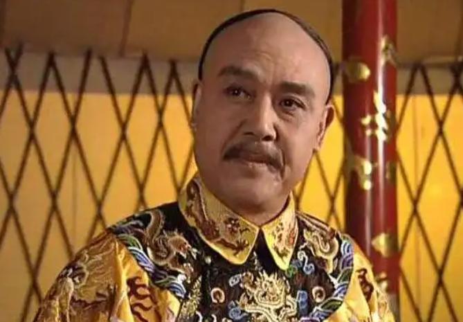 康熙皇帝一份秘密奏折被揭开,康熙真相浮出水面,历史将改写1924年溥仪被逐出