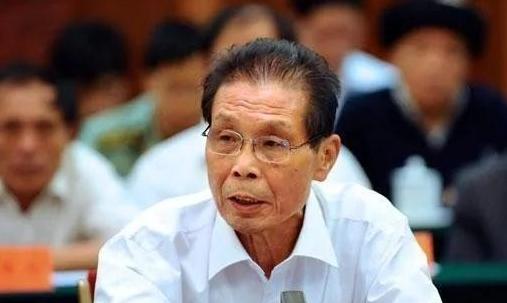 1991年，寿光县委书记王伯祥调任，前往潍坊担任副市长，然而他在临走前，竟将院子