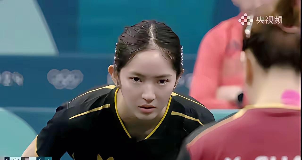 ****她暗恋樊振东十年，想和他打混双。但残酷的事实是：国际乒联的数据库里，