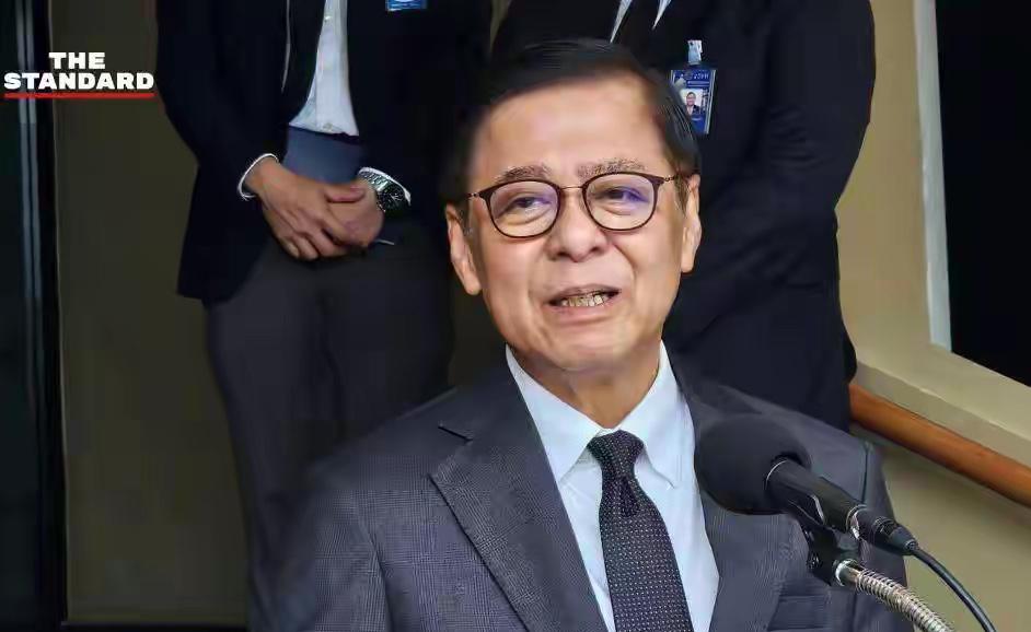 至极！泰国外长公然指责中国驻泰大使，一场机场追星闹剧，硬生生被政客炒成外交对立，