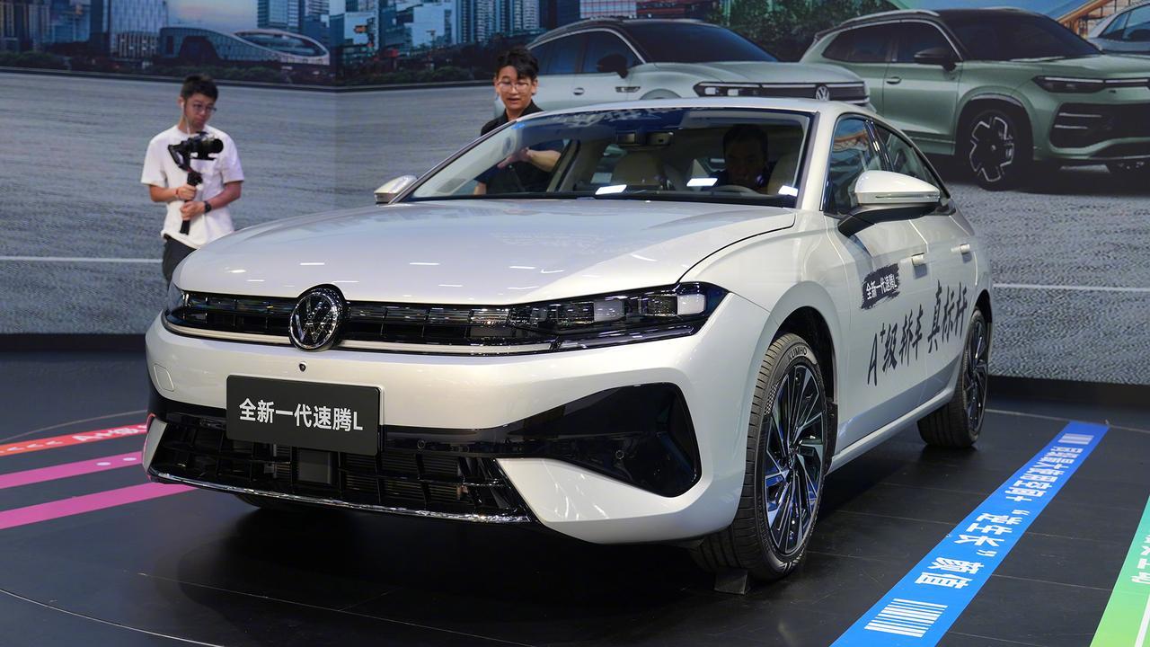 在2025成都车展上，一汽-大众全新速腾L正式亮相，并公布了11.99-13