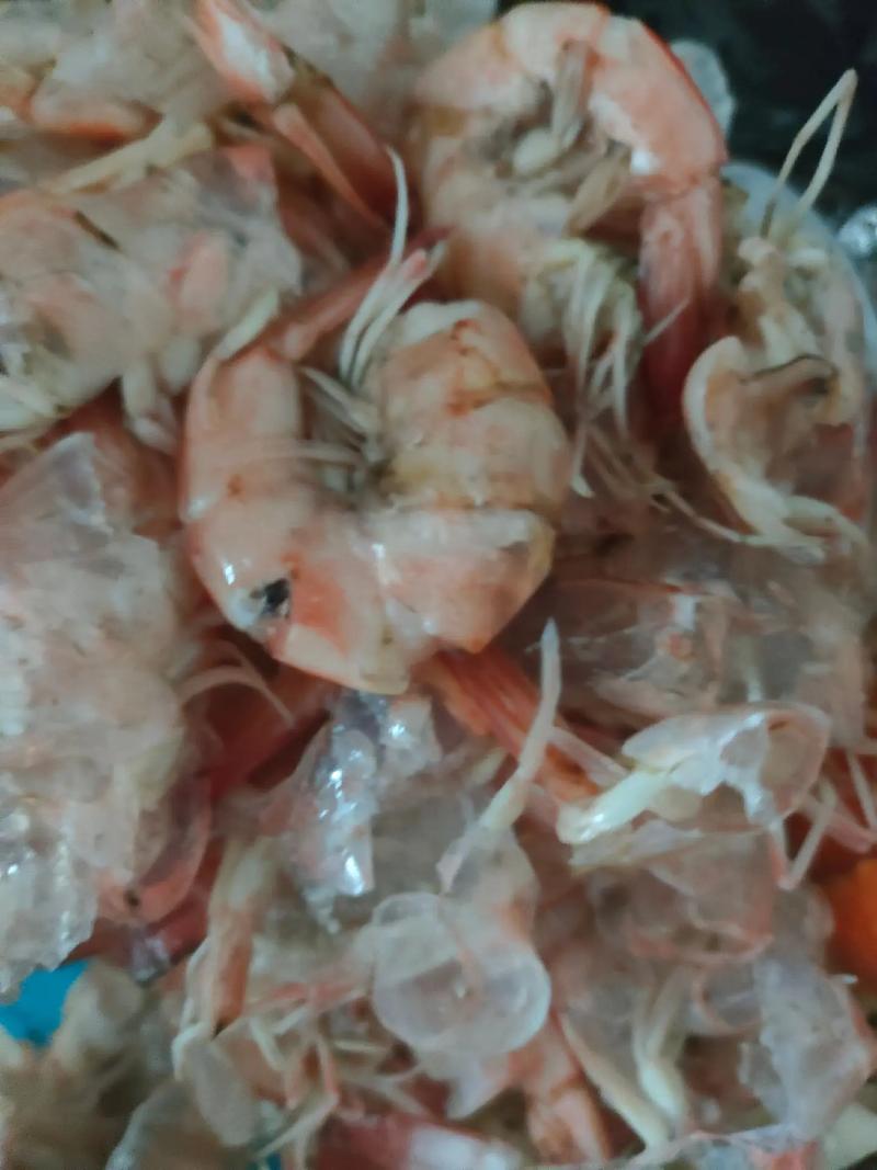 昨晚和老公一起去买虾，称了36块钱的，没给钱，我提着袋子就走了，我当时以为老公付