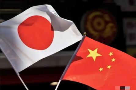 日本媒体罕见说了句大实话！在近期，据“朝日新闻”最新调查显示，若中日爆发冲突，超