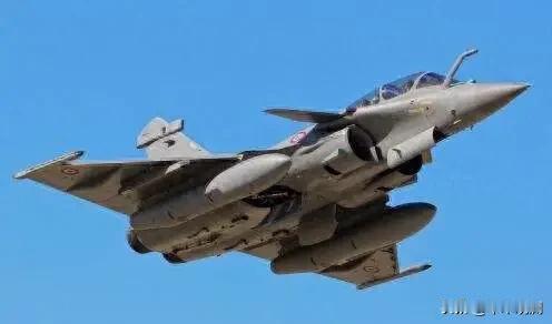 越南，印尼对中国有先天的敌视，尤其是越南，用越南人的话来说，越南对抗中国对抗了二