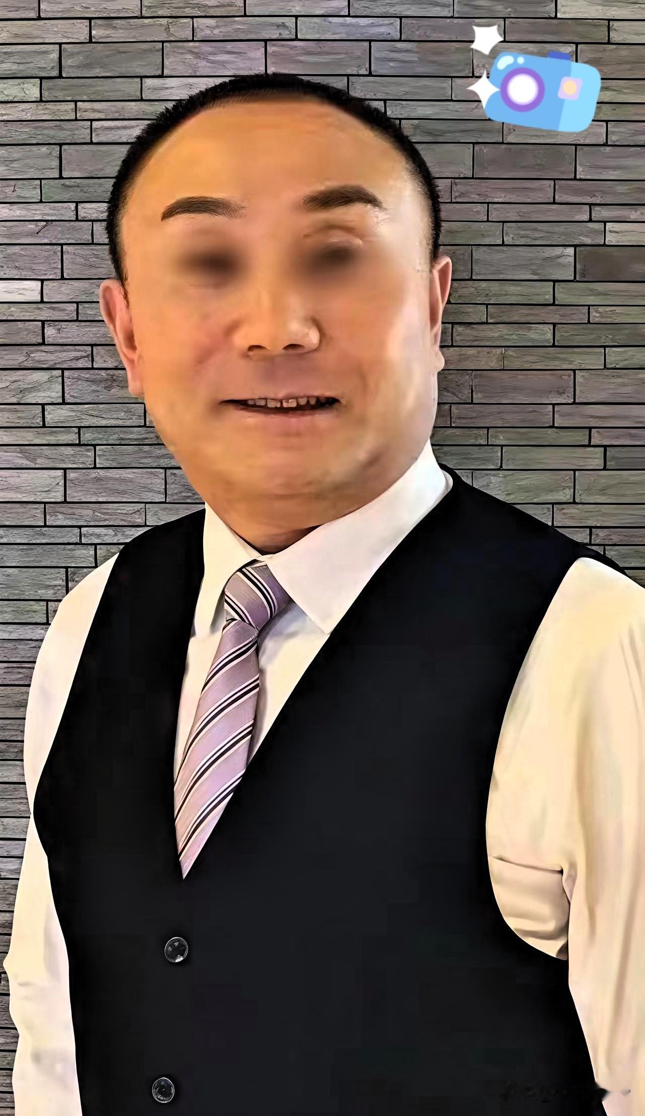 今天惊闻西安一位姓严的服装业千万富商跳楼了，作为一名驰骋商场多年的老总，咋会想不