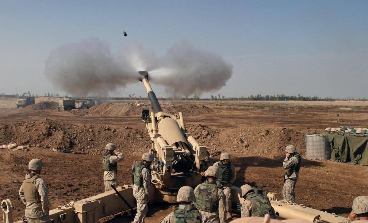 如今叙利亚科巴尼郊外，到处都是库尔德游击小组，朱拉尼的手下倒下了一大片，身上的武