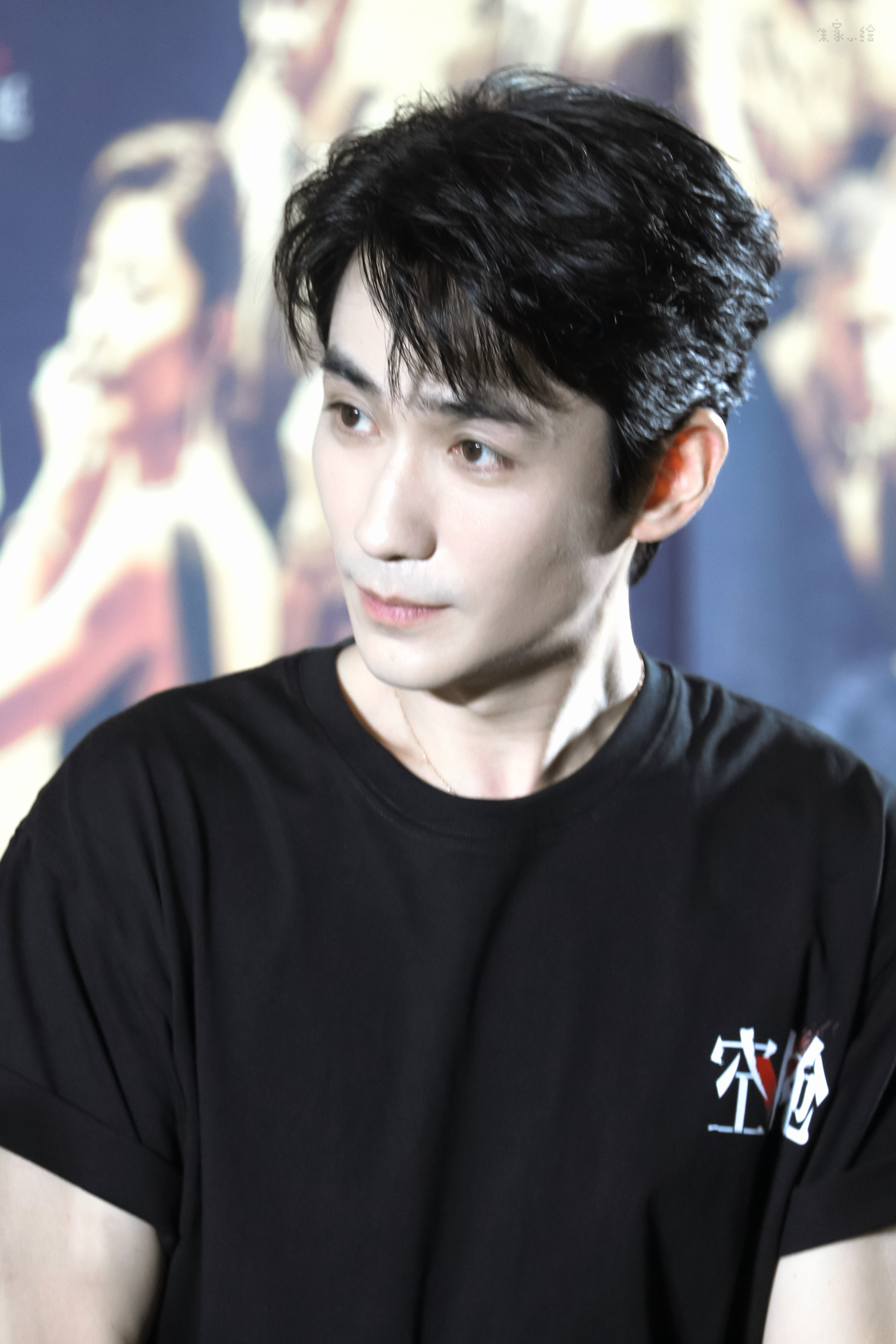 电影空枪武汉路演📷美人影帝朱一龙早上好呀，开启一天好运谢谢谢谢