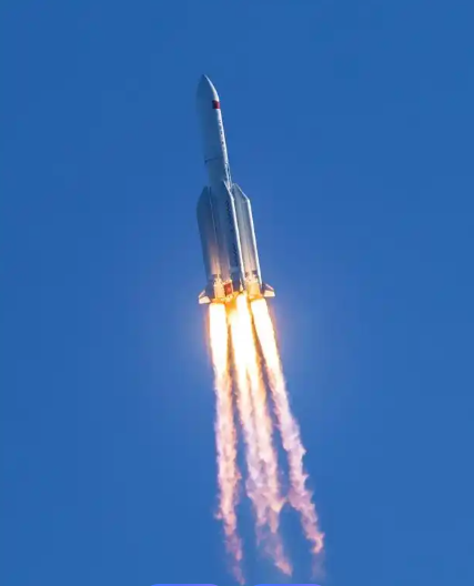 登月火箭传出新消息，系留点火成功，九天揽月快要成了！15日15时，文昌的海风