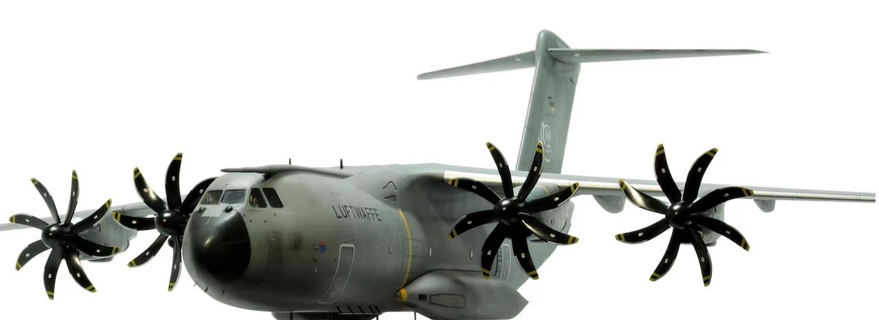 1/72空客a400m.国外模友作品