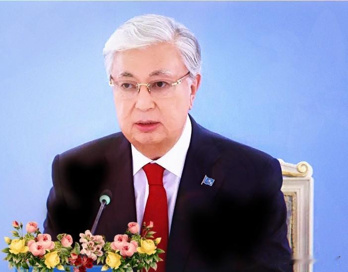哈萨克斯坦做出了正确选择据俄罗斯卫星通讯社5月27日报道，哈萨克斯坦总统托卡耶