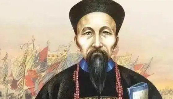 1881年，慈禧将17岁章怡，赐给70岁左宗棠为妾。成亲当晚，左宗棠进房间，章怡