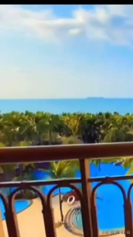 游客在三亚8499元订民宿被临时毁约三亚旅游市场又出幺蛾子！有游客花8499元