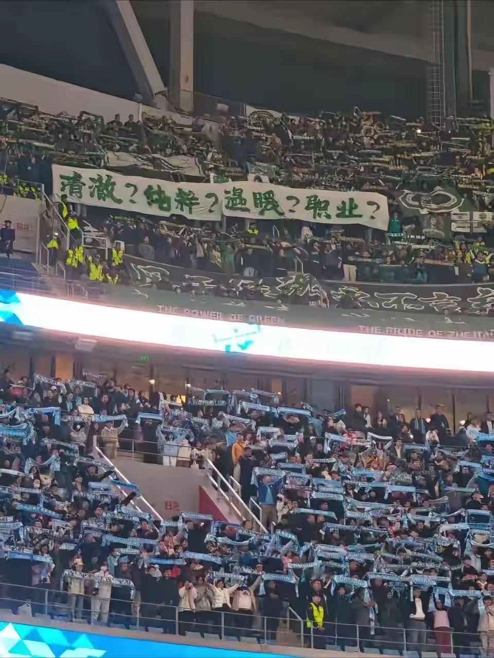 足协处罚李镇权对中国足球发展意义重大！或许大家会说凭口型处罚怎么怎么的，其实应该