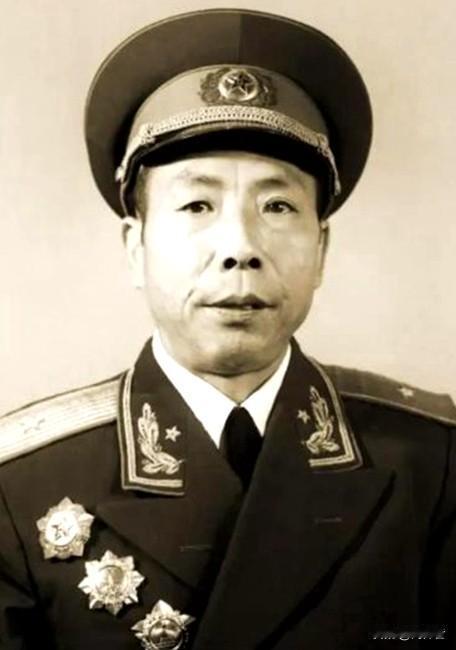 《亮剑》中的骑兵连长确有其人况玉纯（1913-1989），湖北省红安县人，享
