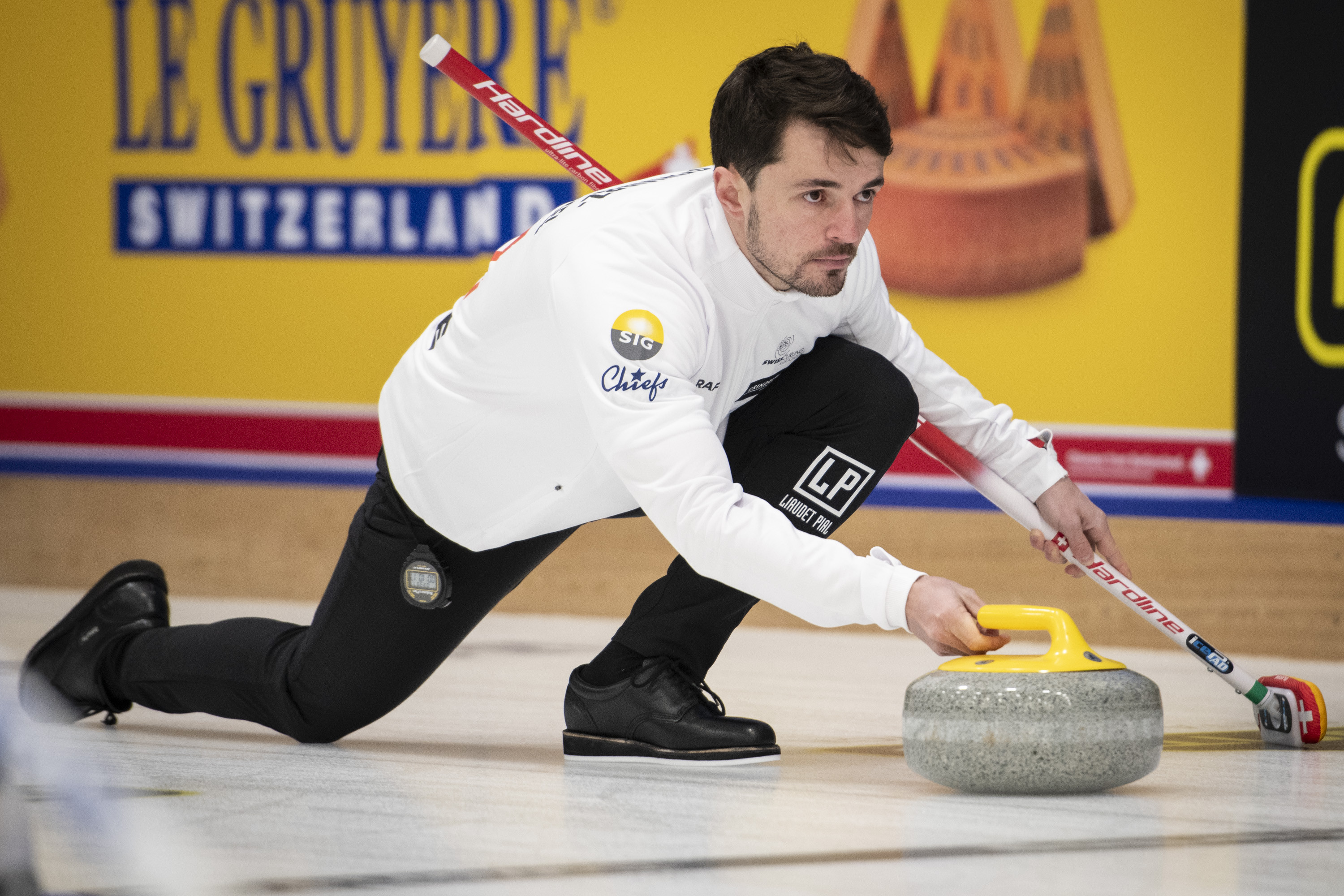 【奥运冰壶】中国男子冰壶队在本次奥运会的第三个对手是瑞士队（北京时间14日凌晨两