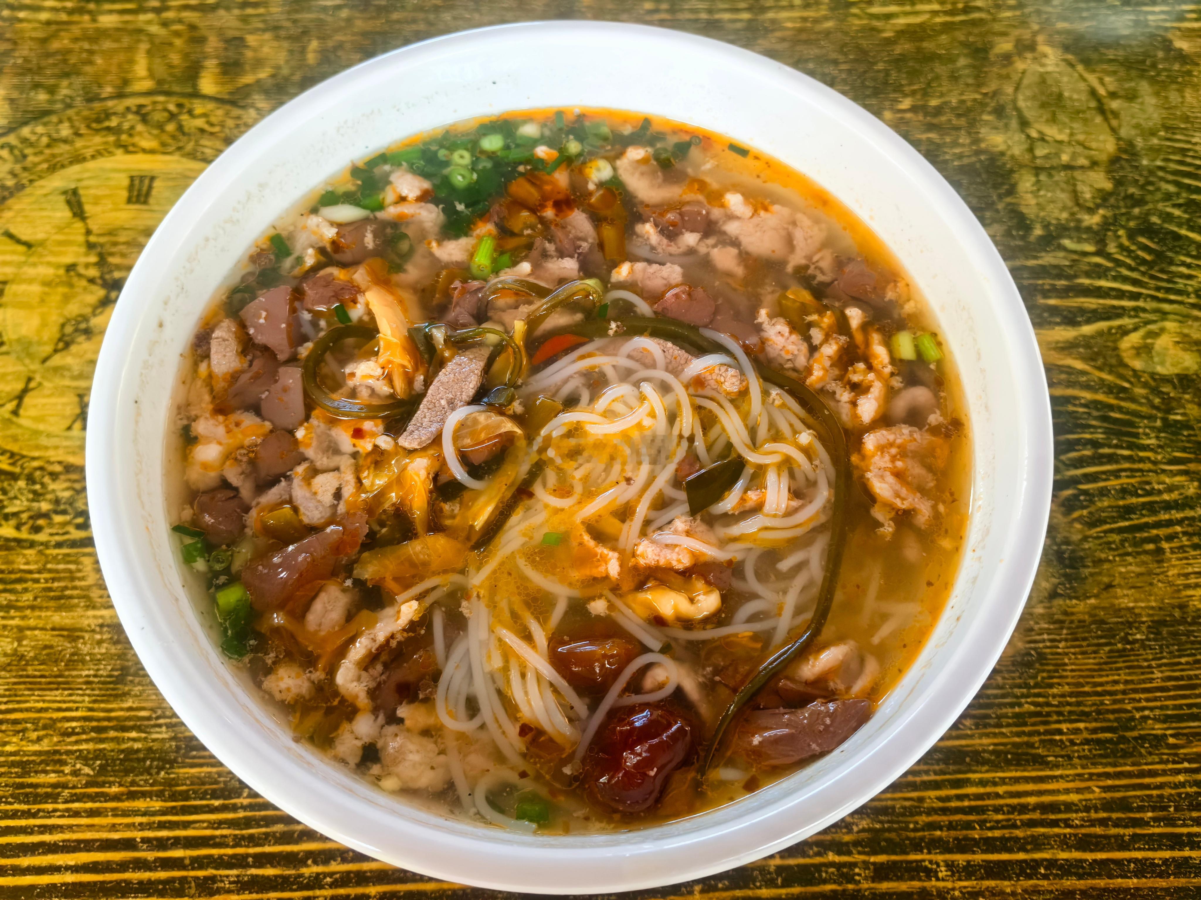 各位友友，早上好呀！起床吃早餐啦！杀猪粉☀️有没有闻到香味？是不是已经在等今天的