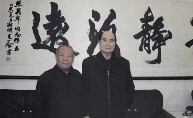 1991年3月，那天下大雪，济南军区司令员张万年却突然要去菏泽单县，寻找他当年的