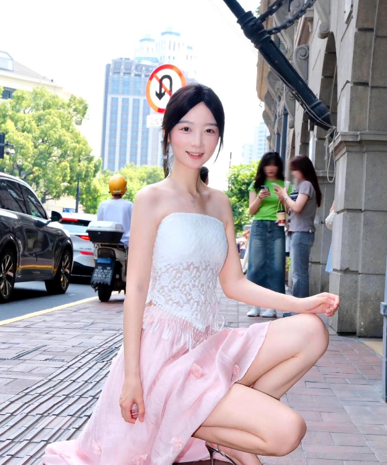 粉红色学姐