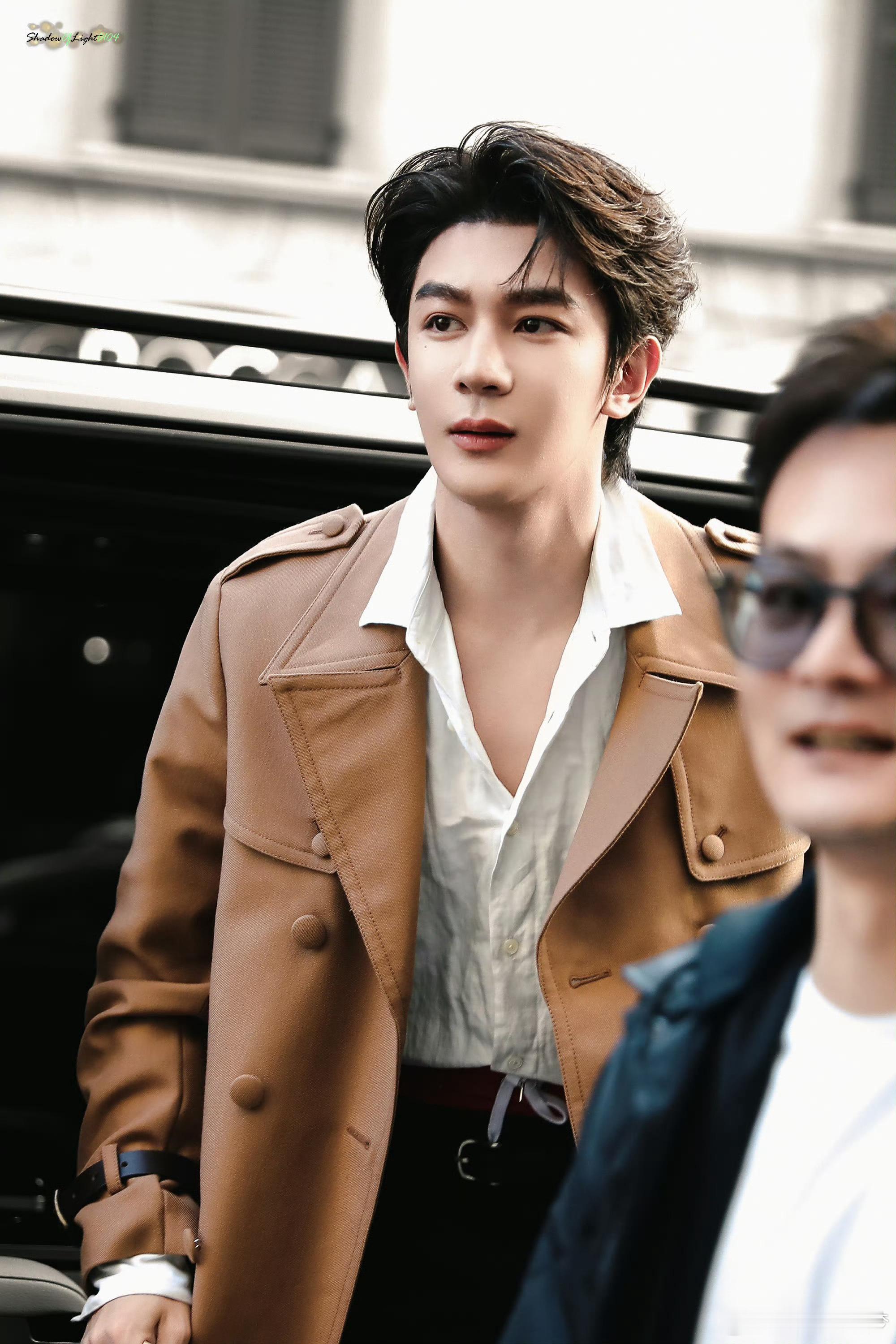 夏之光脸和身材各长各的夏之光这张脸真的很会骗人，看着软乎乎干干净净的，结果身材