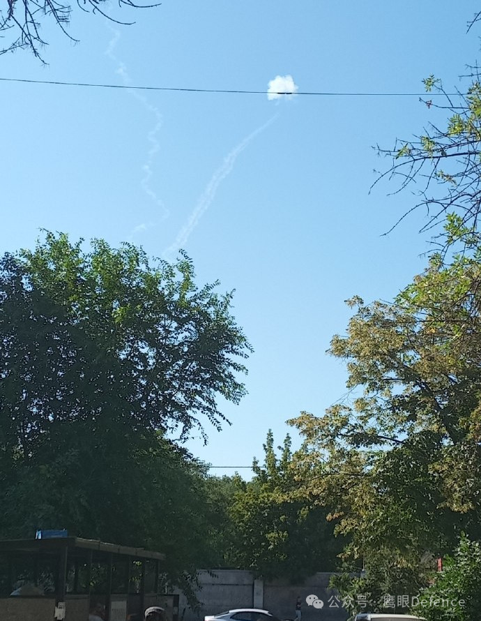 俄罗斯媒体报道称，俄军防空部队在顿河畔罗斯托夫上空拦截了多达8枚“火烈鸟”重型巡