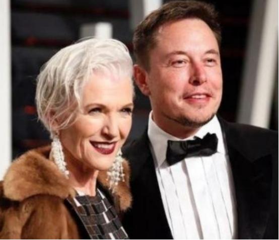 美国彻底慌了?马斯克24小时内三次警告:“美国正以超快速度走向破产!国债高达36