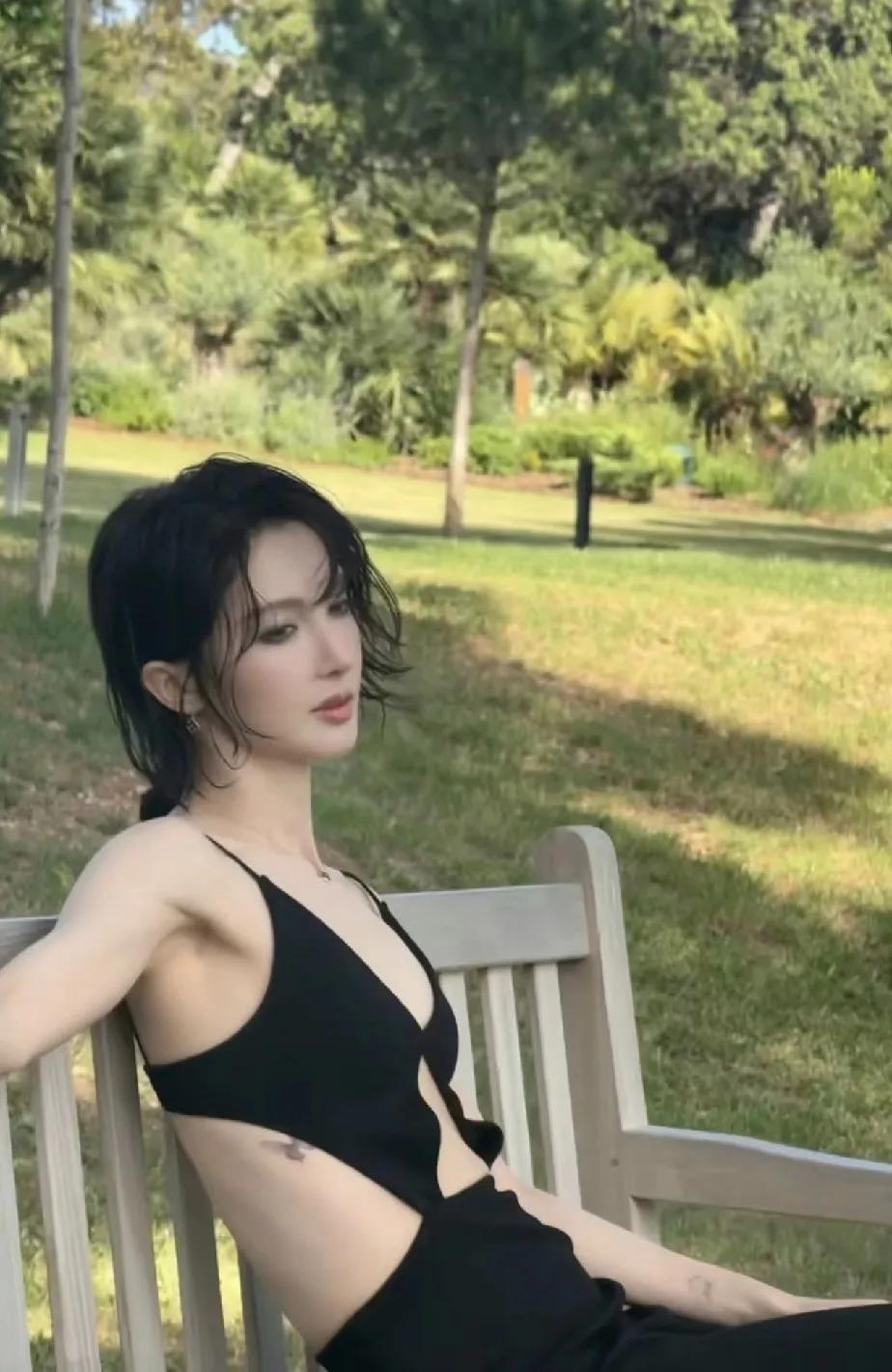 金晨实况拍摄，真人极美！就是有点瘦！