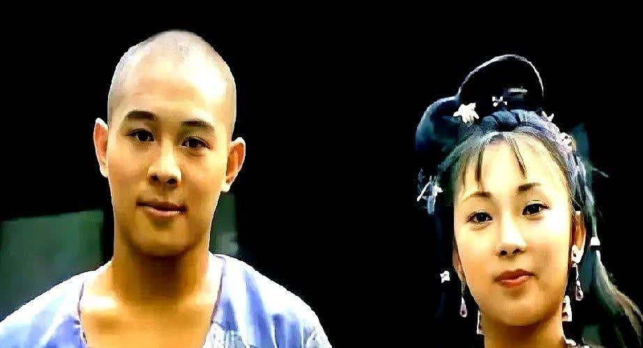 李连杰病成这样，最揪心的不是别人，是黄秋燕。当年她带着两个女儿住地下室，冬天