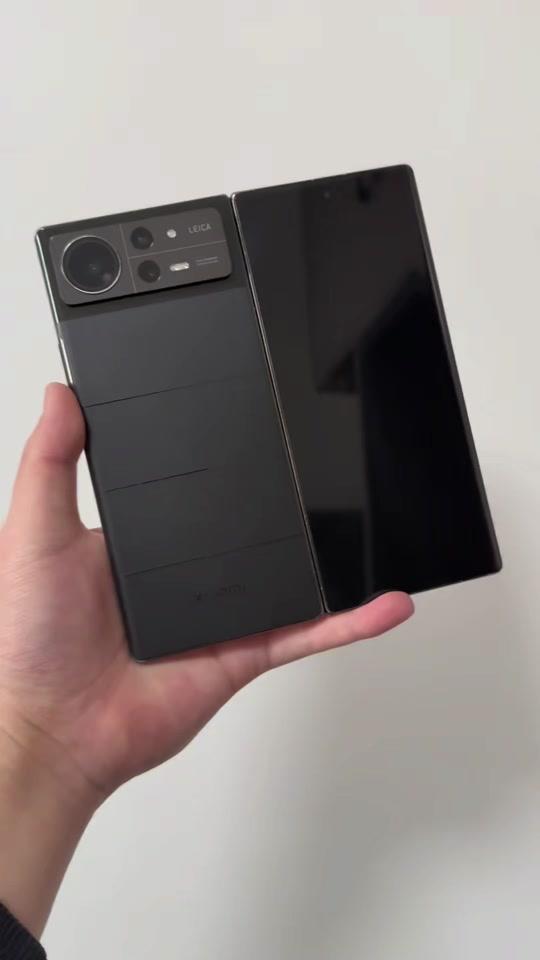 小米首款阔折叠手机MIXFold5（型号2608BPX34C）已通过工信部入