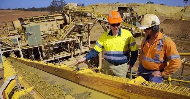 印度违规将中国稀土卖给美欧，一印商进口120吨，中方果断出手！白纸黑字的承诺