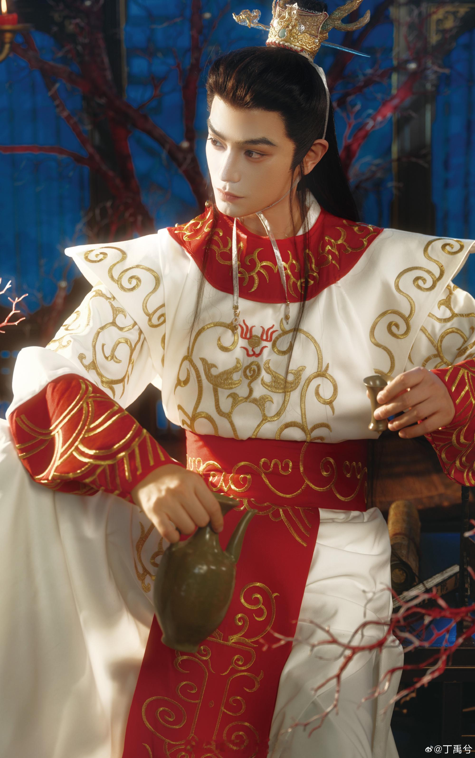 omg，丁禹兮这组写真太帅了！！帅麻了好吗