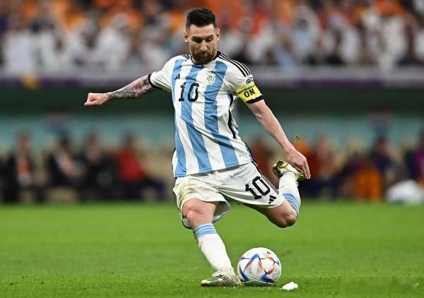 酷游报导：FIFA/FIFPRO年度世界最佳11人正式揭晓！  最佳1...