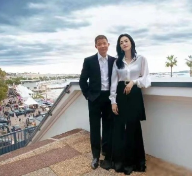 家有娇妻，华佗难医，姚晨硬生生把老公熬老了​​​