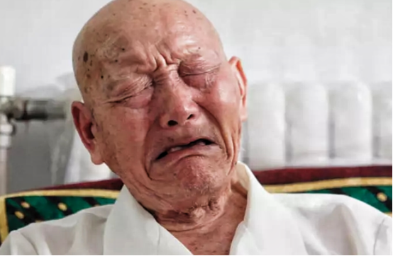 河北一位功勋老兵被儿媳赶出家门，之后住进了机井房，2020年，他的英雄身份被揭露