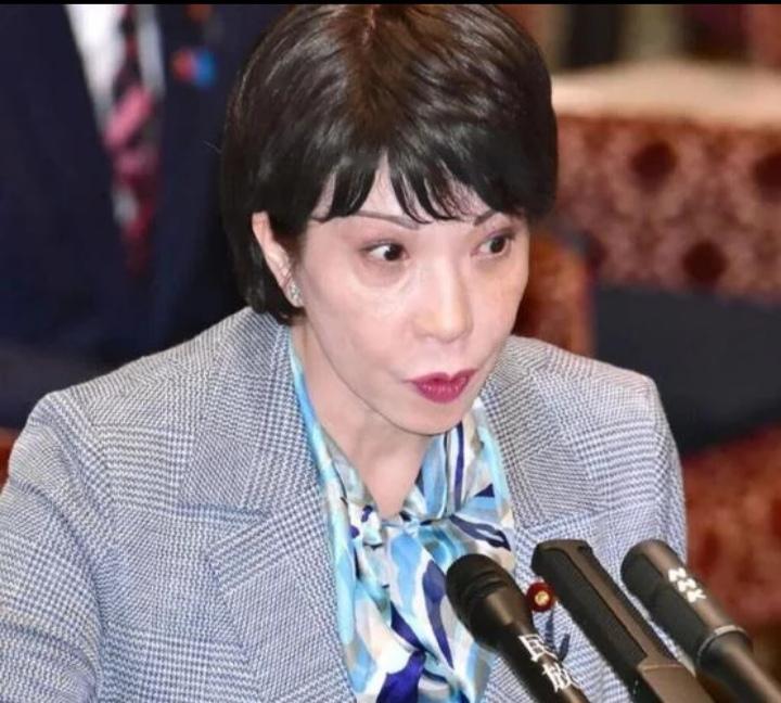 高市早苗作秀太过头了！在日本自民党总裁选举期间，高市早苗那作