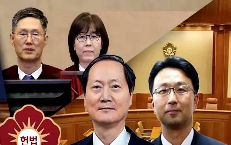 6月5日，在韩国前总理韩德洙代理总统期间所提名的宪法法院法官人选李完奎和咸尚勋，